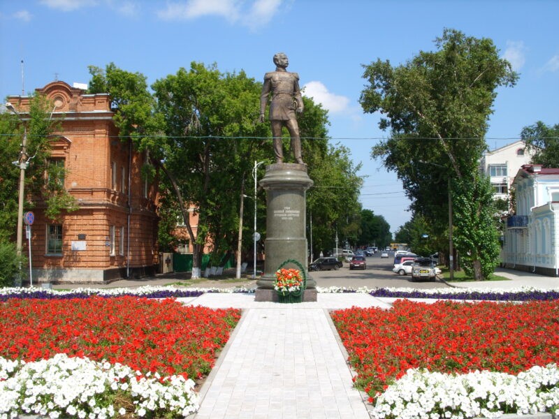Памятник графу Муравьеву-Амурскому Н.Н.