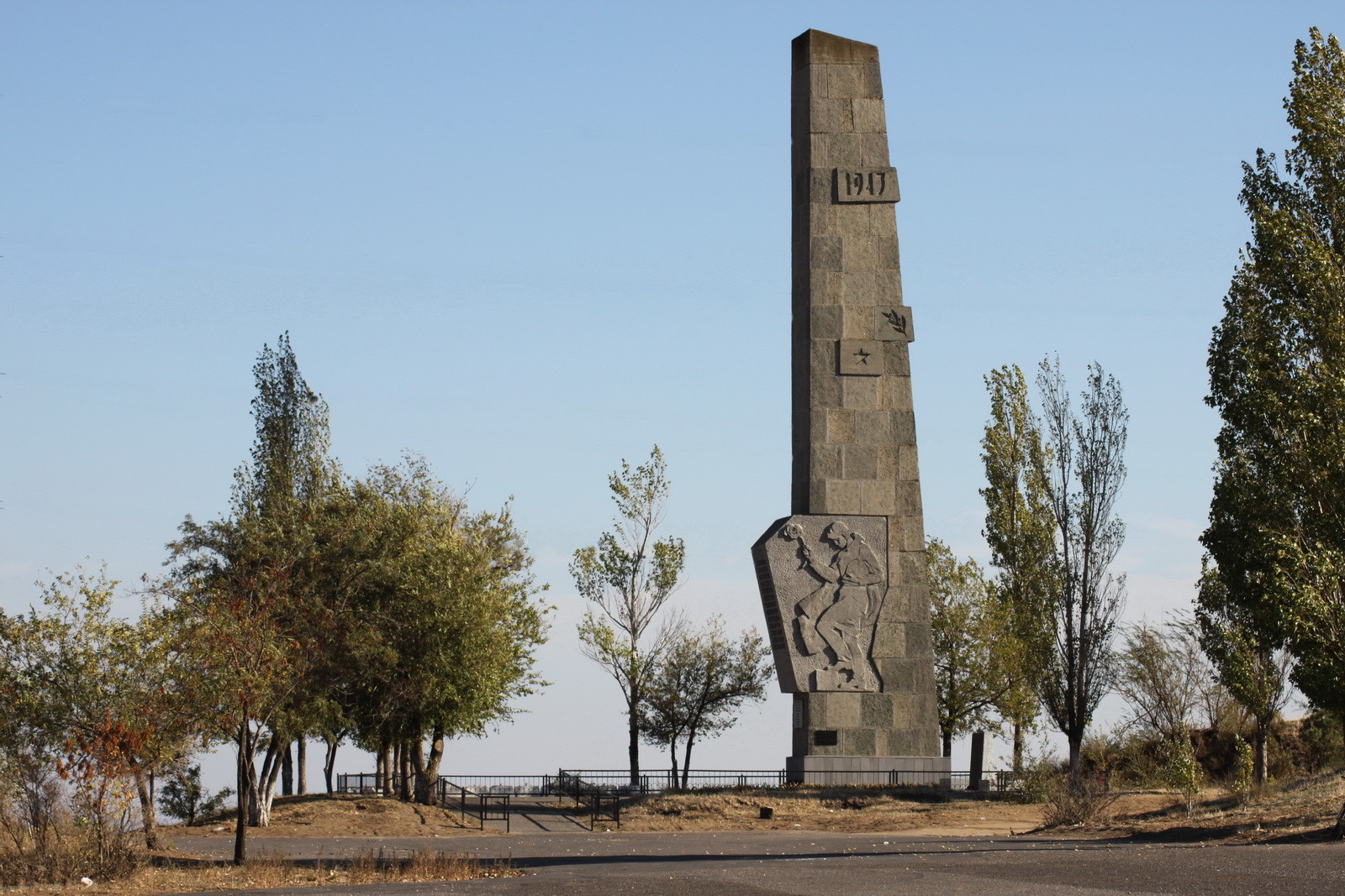 Обелиск на Лысой горе