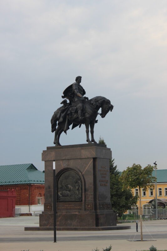 Памятник Александру Невскому